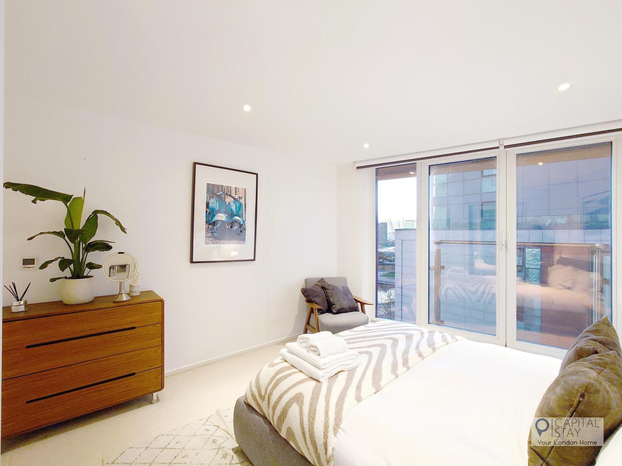 Deluxe Two Bed Apartment With River & City View London Bagian luar foto