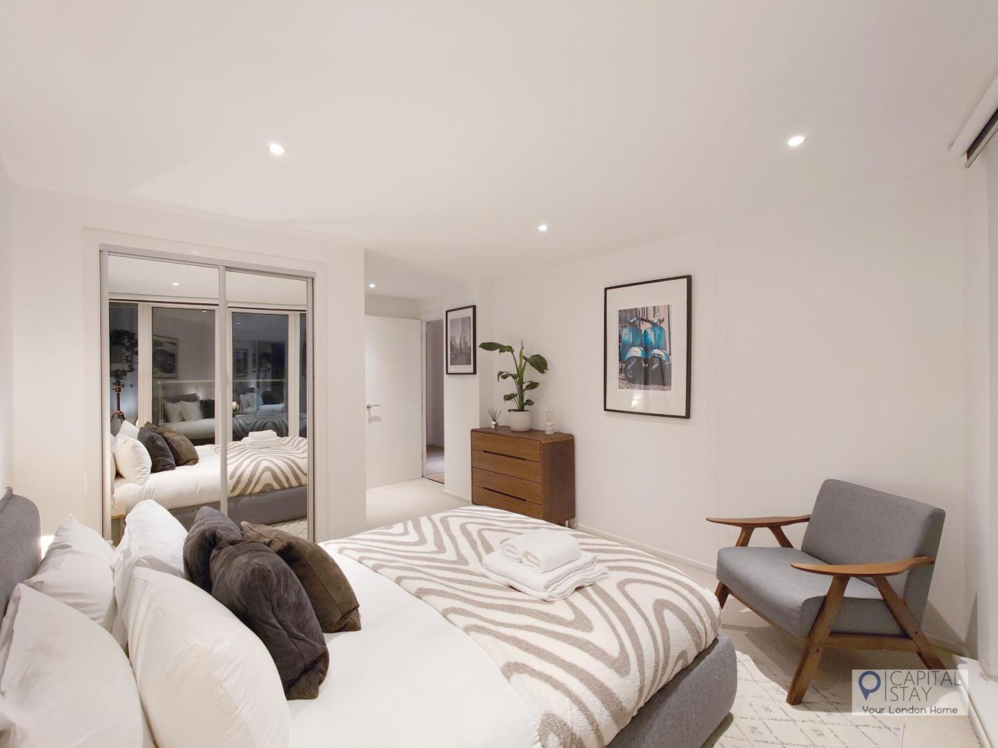 Deluxe Two Bed Apartment With River & City View London Bagian luar foto